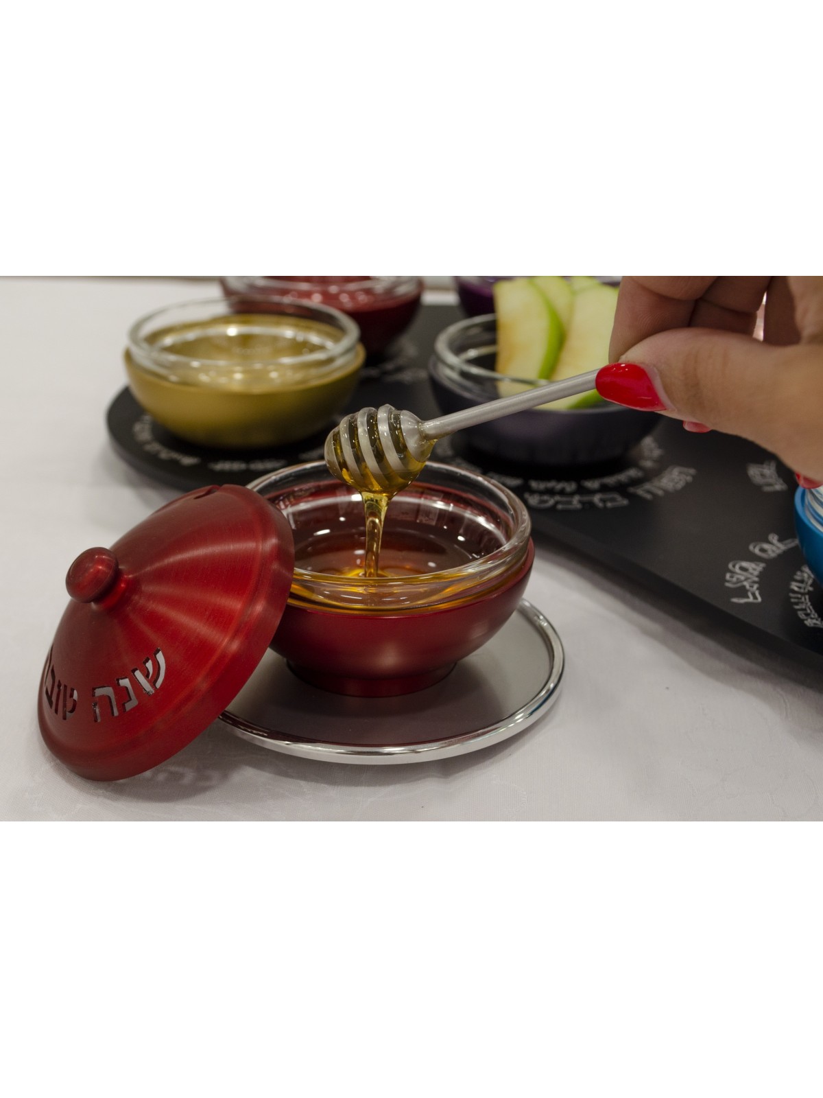 סט כלי דבש צבעוני עם ברכה, כלי דבש מאלומיניום, ישראל